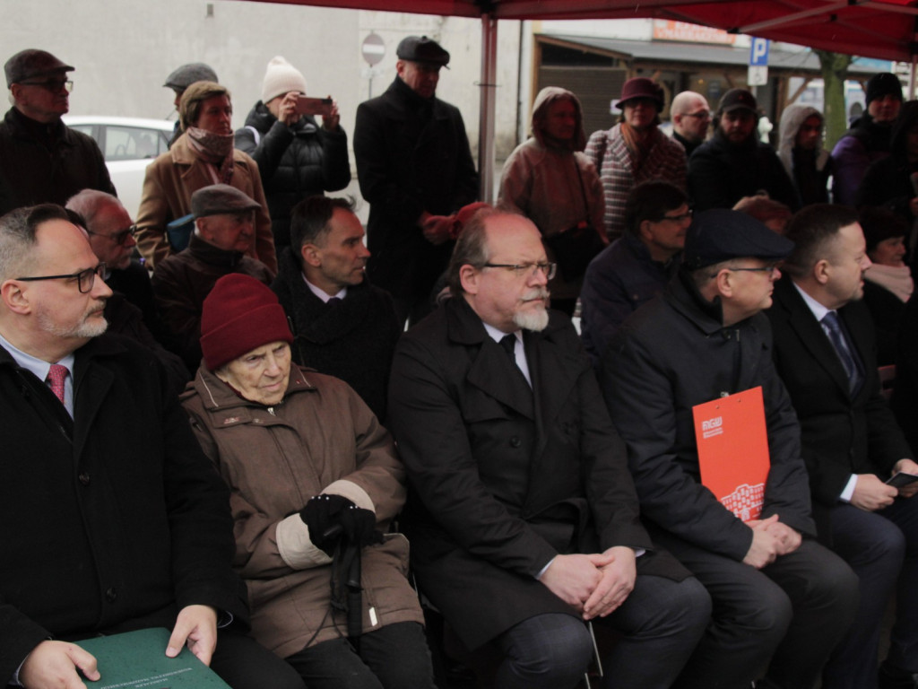 Uroczyste odsłonięcie Macewy Pamięci