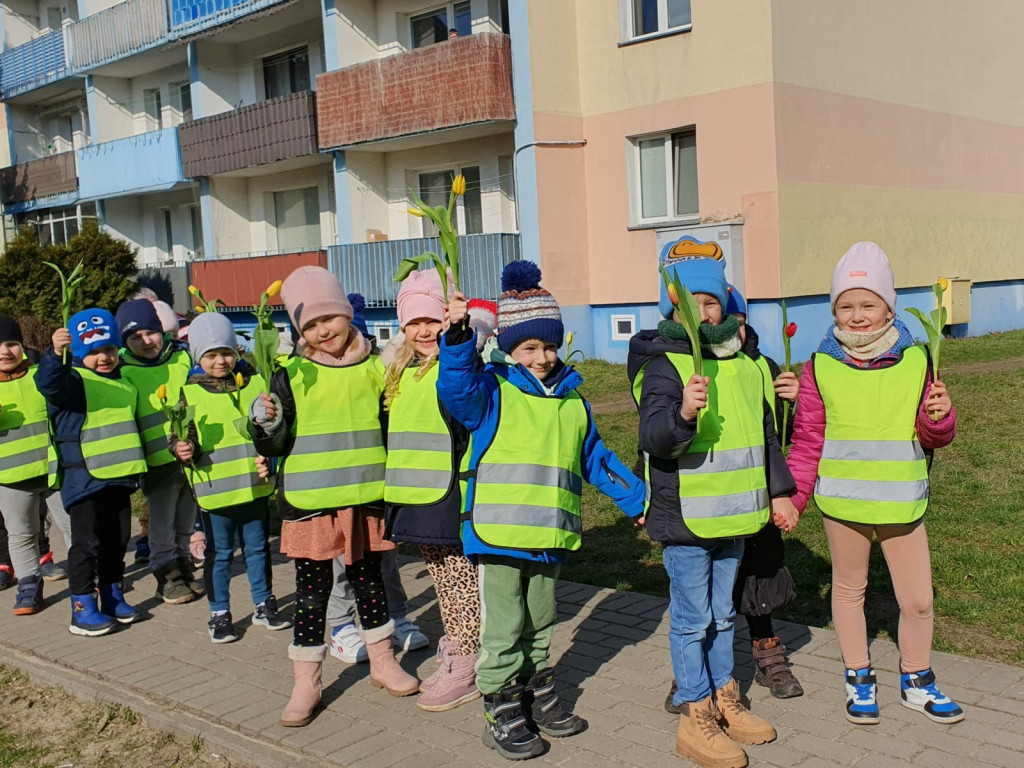 Dzieci z Przedszkola nr 8 celebrowały Dzień Kobiet w piękny sposób