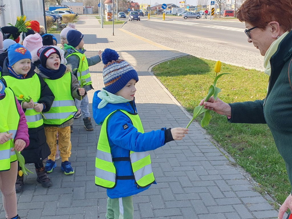 Dzieci z Przedszkola nr 8 celebrowały Dzień Kobiet w piękny sposób