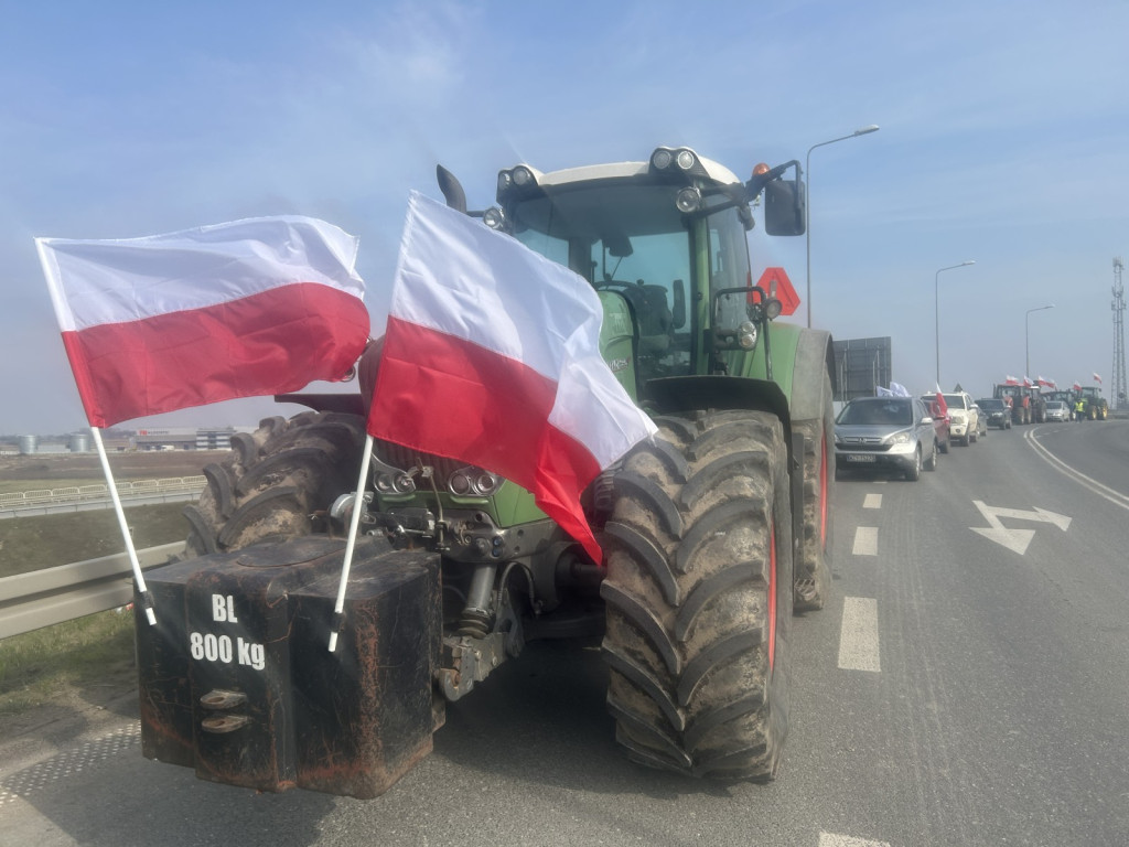 Rolnicy powrócili na rondo w Wiskitkach