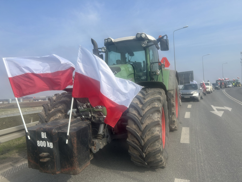 Rolnicy powrócili na rondo w Wiskitkach