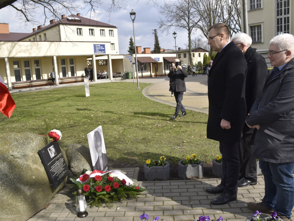 Głęboko w sercach mają pamięć o Senator RP Janinie Fetlińskiej