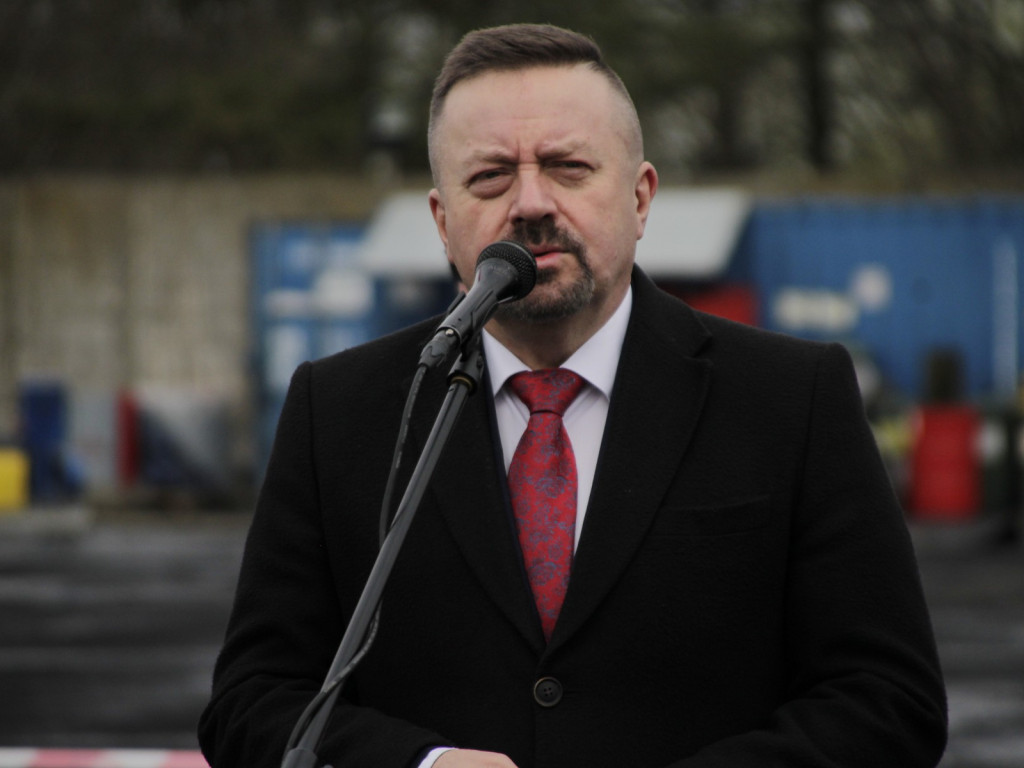 Pod miastem znajduje się woda termalna