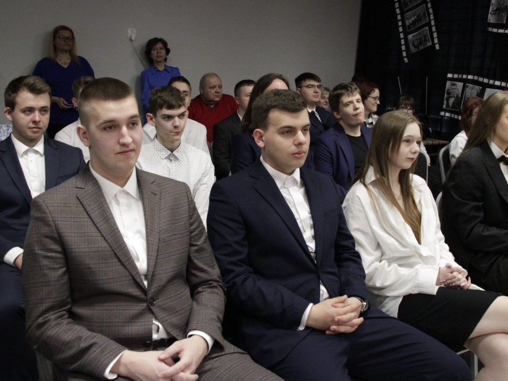 Oskarowe pożegnanie maturzystów z Włókiennika