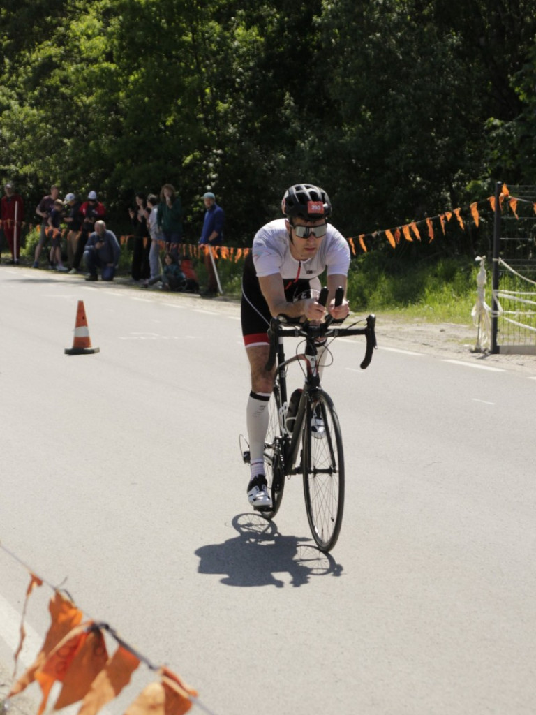 Ponad 900 uczestników zawodów - Garmin Iron Triathlon