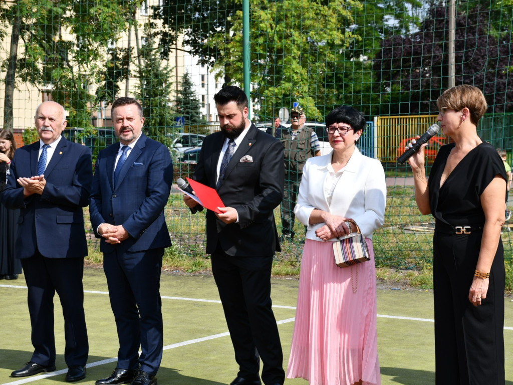 Bal ósmoklasistów z Siódemki