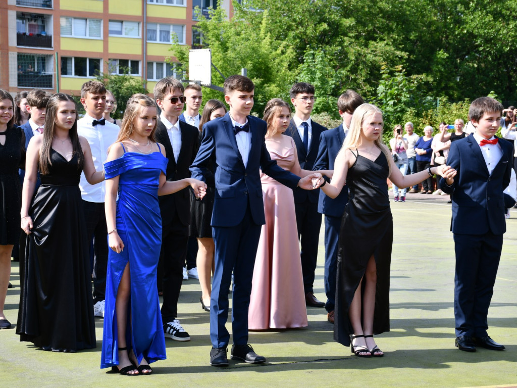 Bal ósmoklasistów z Siódemki