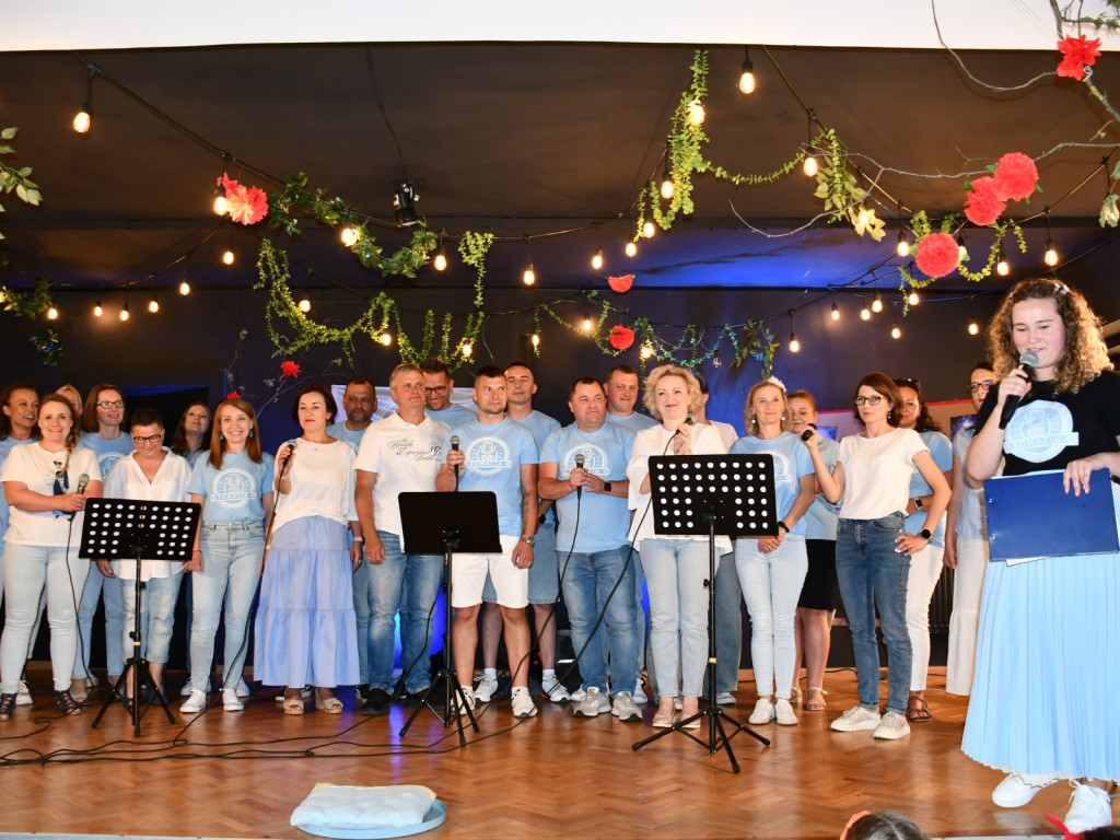 Rozpalają serca nie tylko przy ogniskach