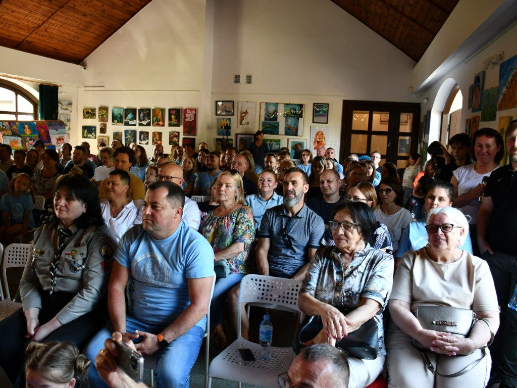 Rozpalają serca nie tylko przy ogniskach