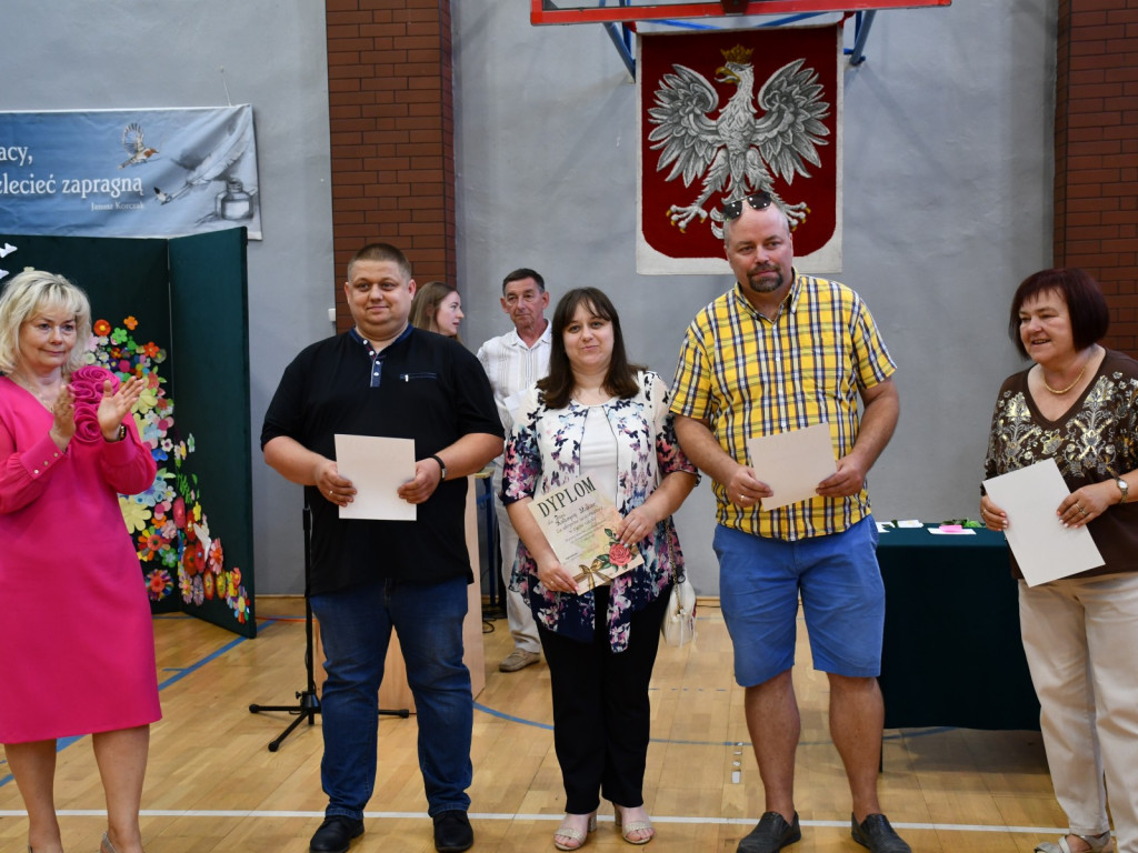 Szkoła Podstawowa nr 2 w Żyrardowie. Ostatni dzwonek przed wakacjami