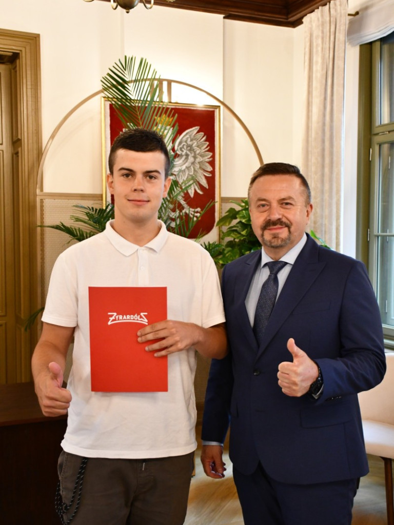 Poznajmy laureatów stypendiów im.Filipa de Girarda