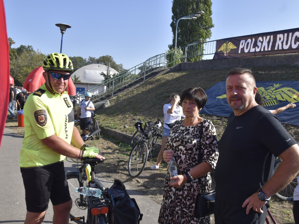 500 osób pojechało w rowerowym festiwalu radości