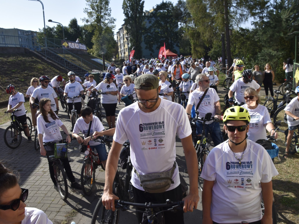 500 osób pojechało w rowerowym festiwalu radości