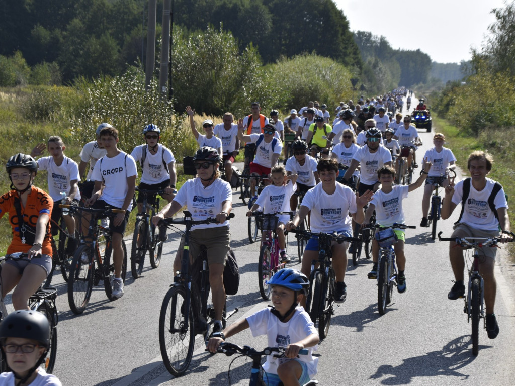 500 osób pojechało w rowerowym festiwalu radości