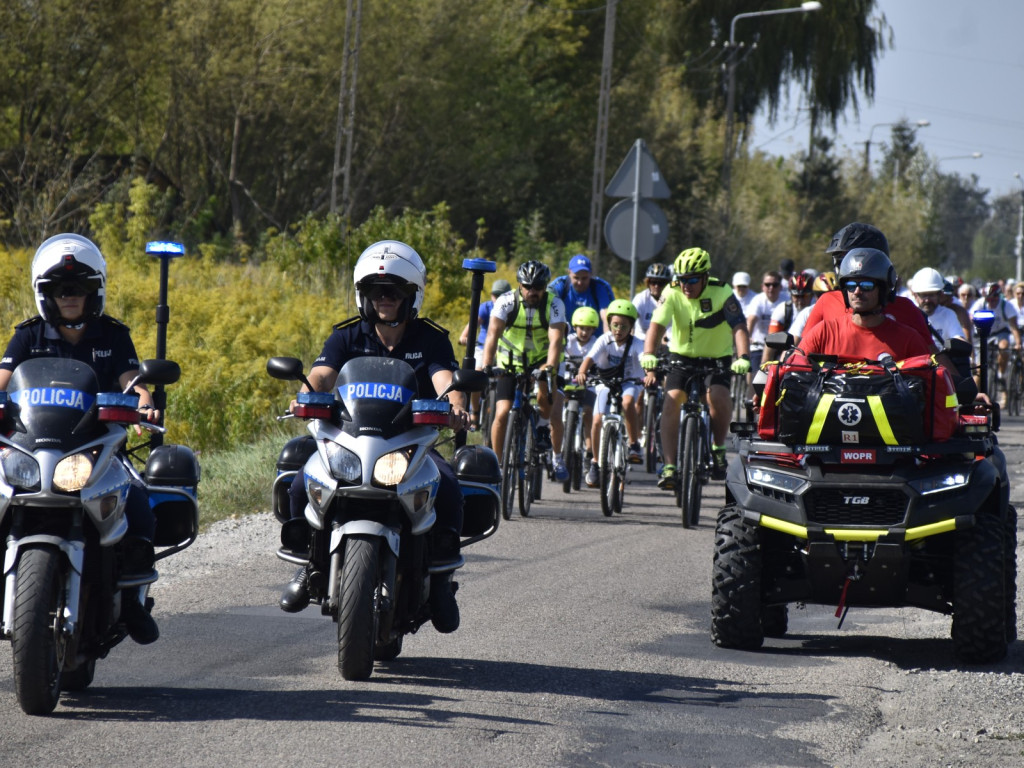 500 osób pojechało w rowerowym festiwalu radości