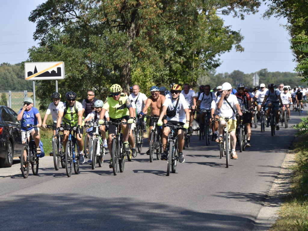 500 osób pojechało w rowerowym festiwalu radości