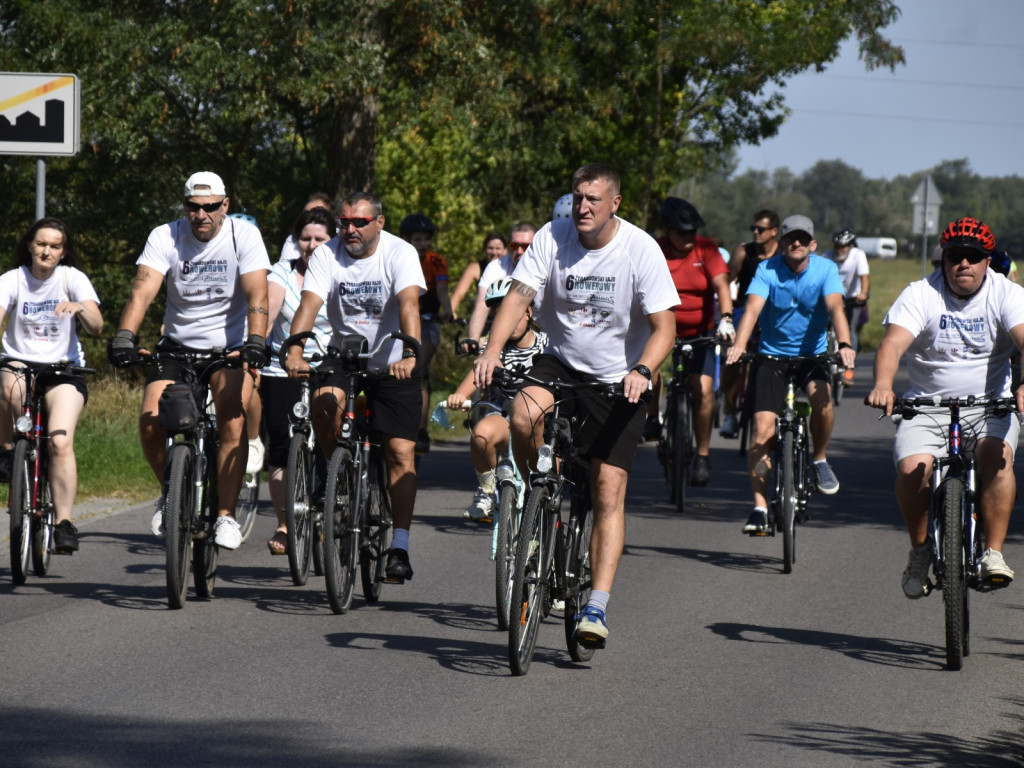 500 osób pojechało w rowerowym festiwalu radości