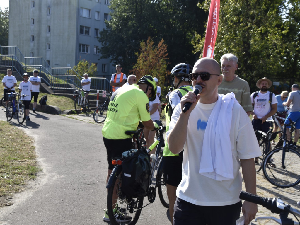 500 osób pojechało w rowerowym festiwalu radości