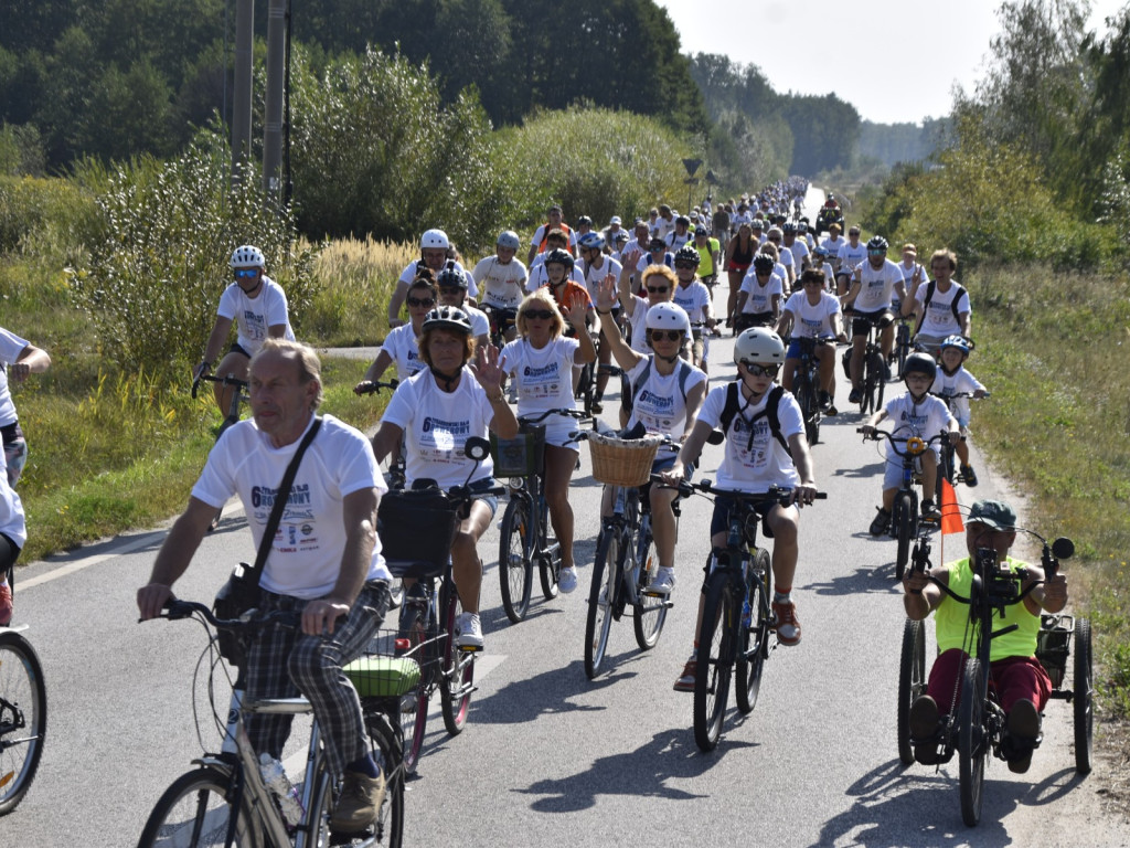 500 osób pojechało w rowerowym festiwalu radości