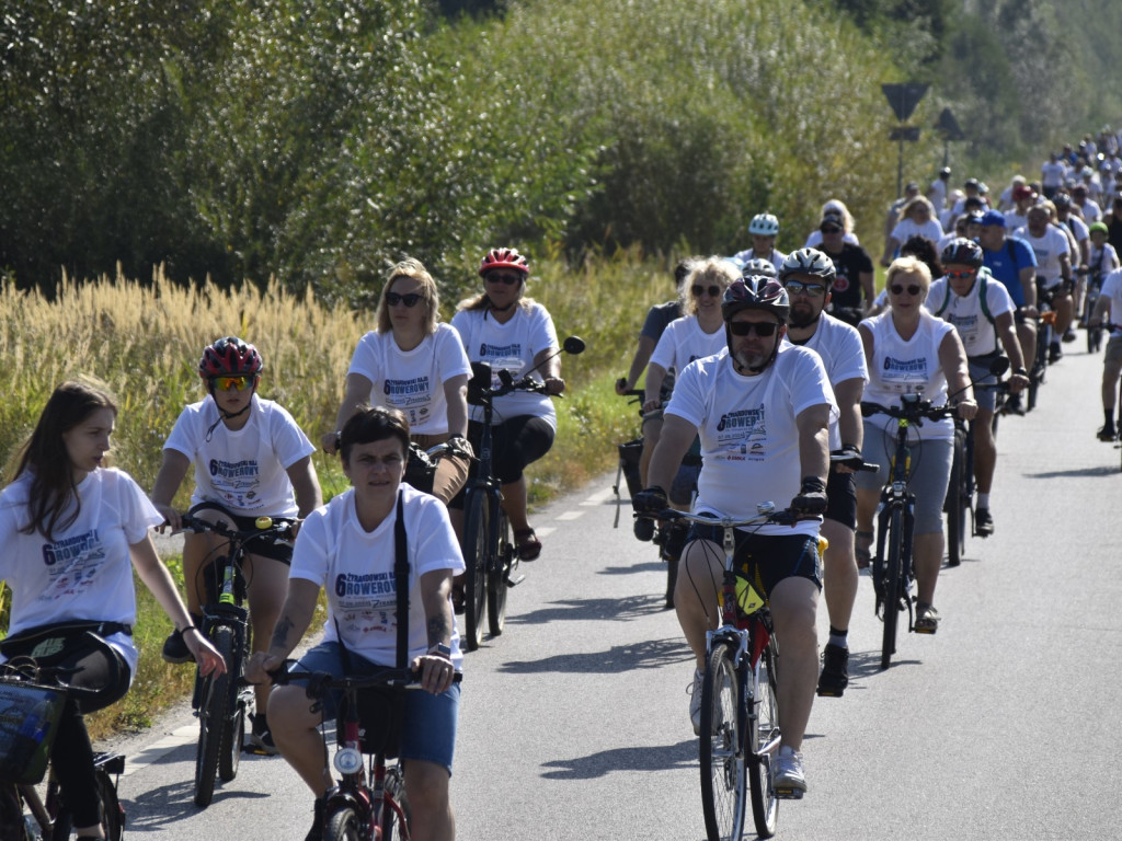 500 osób pojechało w rowerowym festiwalu radości