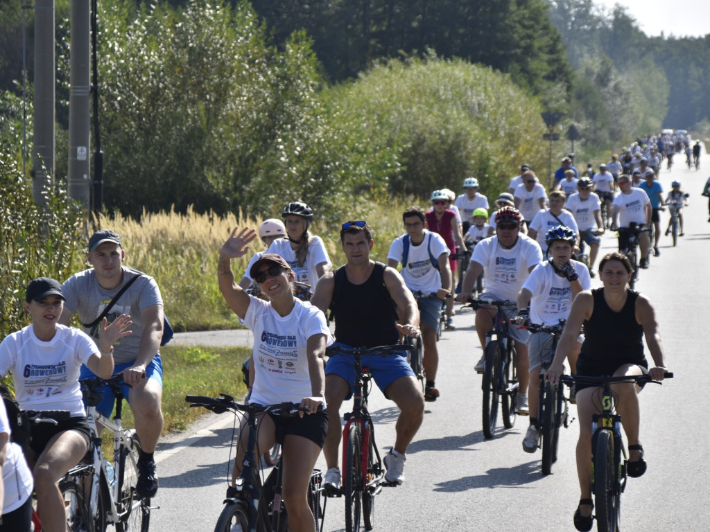 500 osób pojechało w rowerowym festiwalu radości