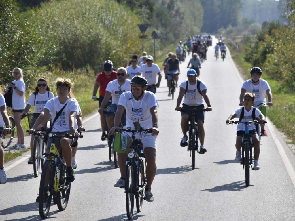 500 osób pojechało w rowerowym festiwalu radości