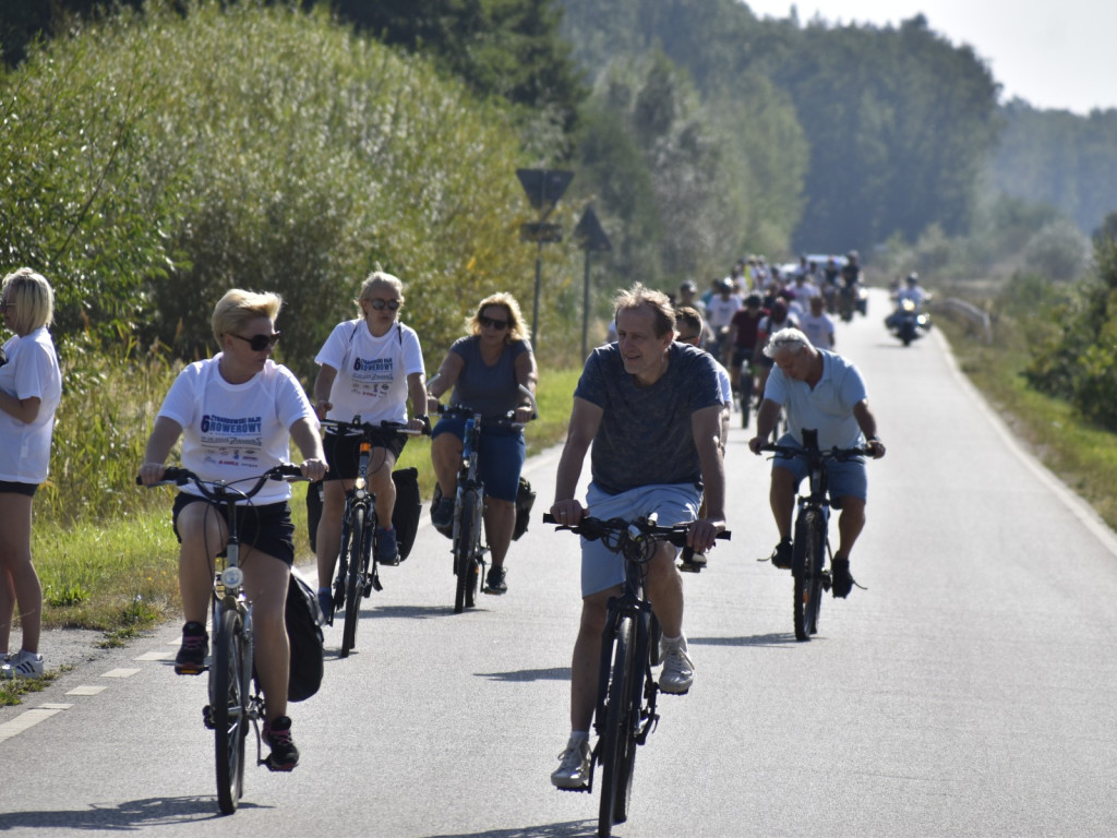 500 osób pojechało w rowerowym festiwalu radości