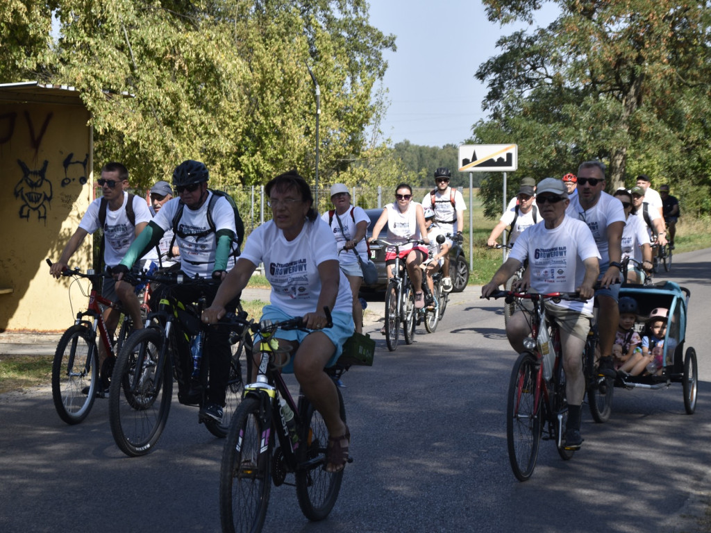 500 osób pojechało w rowerowym festiwalu radości