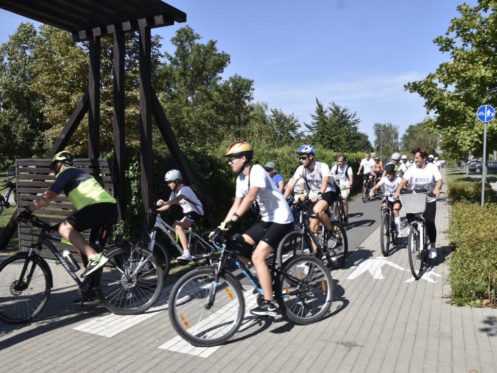 500 osób pojechało w rowerowym festiwalu radości