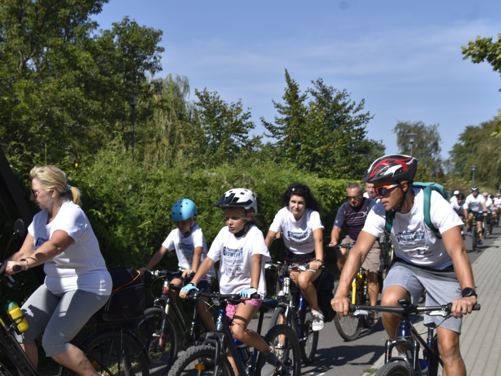 500 osób pojechało w rowerowym festiwalu radości