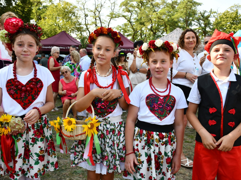 Dożynki w Puszczy Mariańskiej. Święto plonów i wspólna zabawa