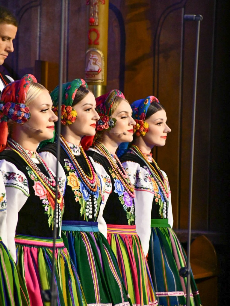 Piękny koncert Zespołu Mazowsze w żyrardowskiej farze