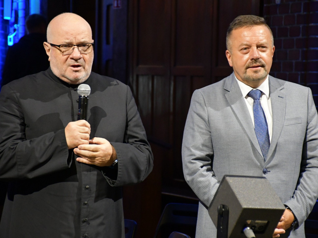 Piękny koncert Zespołu Mazowsze w żyrardowskiej farze