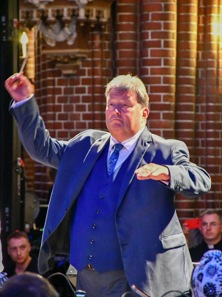 Piękny koncert Zespołu Mazowsze w żyrardowskiej farze