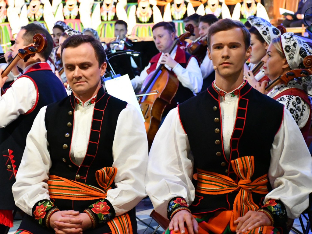 Piękny koncert Zespołu Mazowsze w żyrardowskiej farze