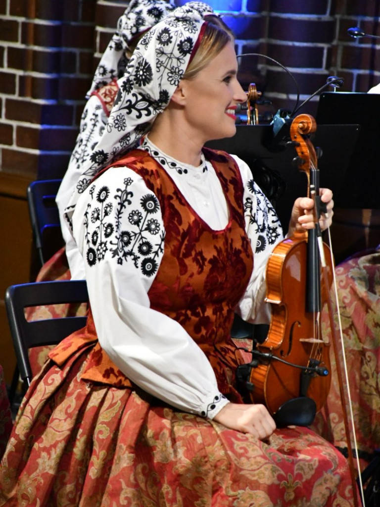 Piękny koncert Zespołu Mazowsze w żyrardowskiej farze