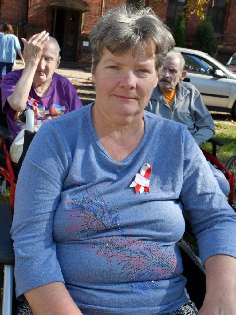 Plenerowe Narodowe Czytanie w DPS