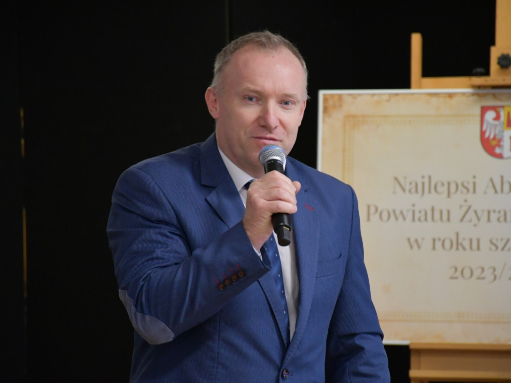 Powiat Żyrardowski nagrodził najlepszych absolwentów