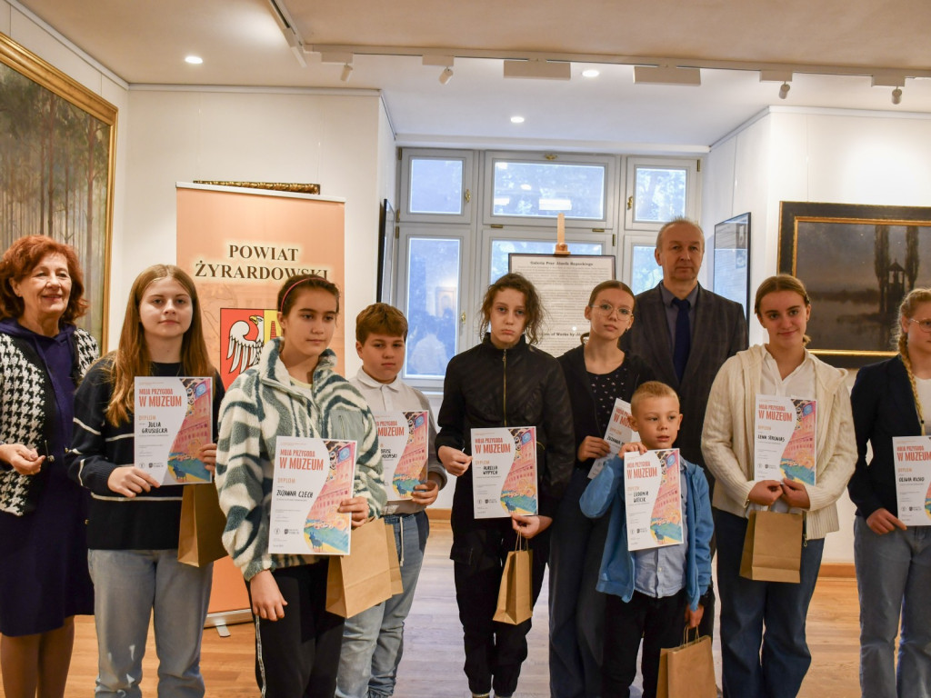 Sukces młodych artystów w międzynarodowym konkursie plastycznym