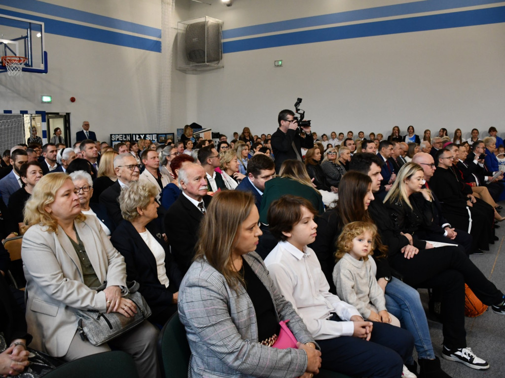 W Miedniewicach mocno zabiły ogromne i piękne serca