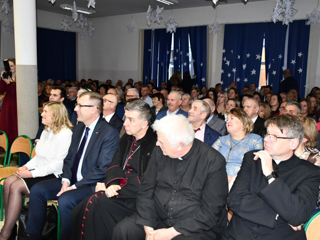 Czas pięknych słów i wielkiej serdeczności