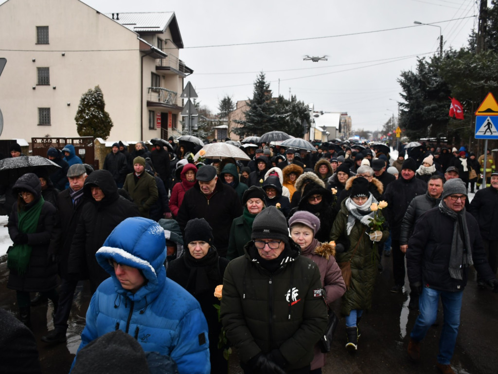 Burmistrza Józefa Grzegorza Kurek żegnało ponad tysiąc osób