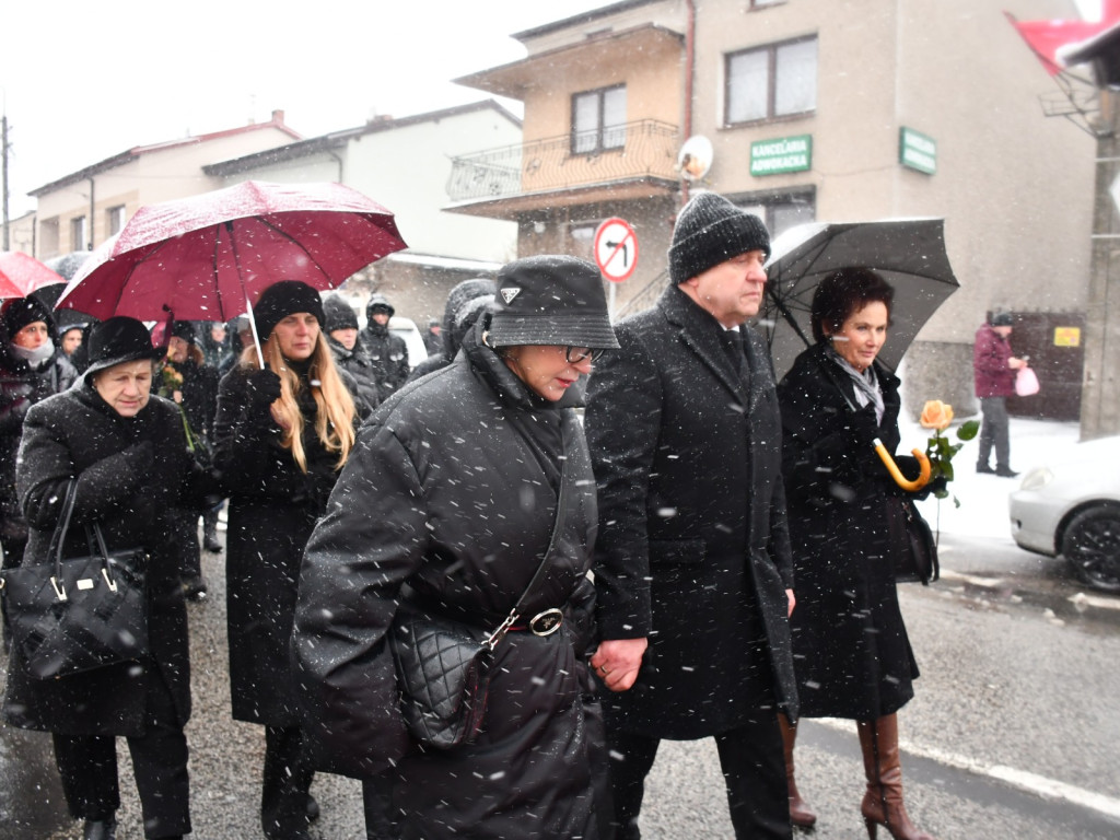 Burmistrza Józefa Grzegorza Kurek żegnało ponad tysiąc osób