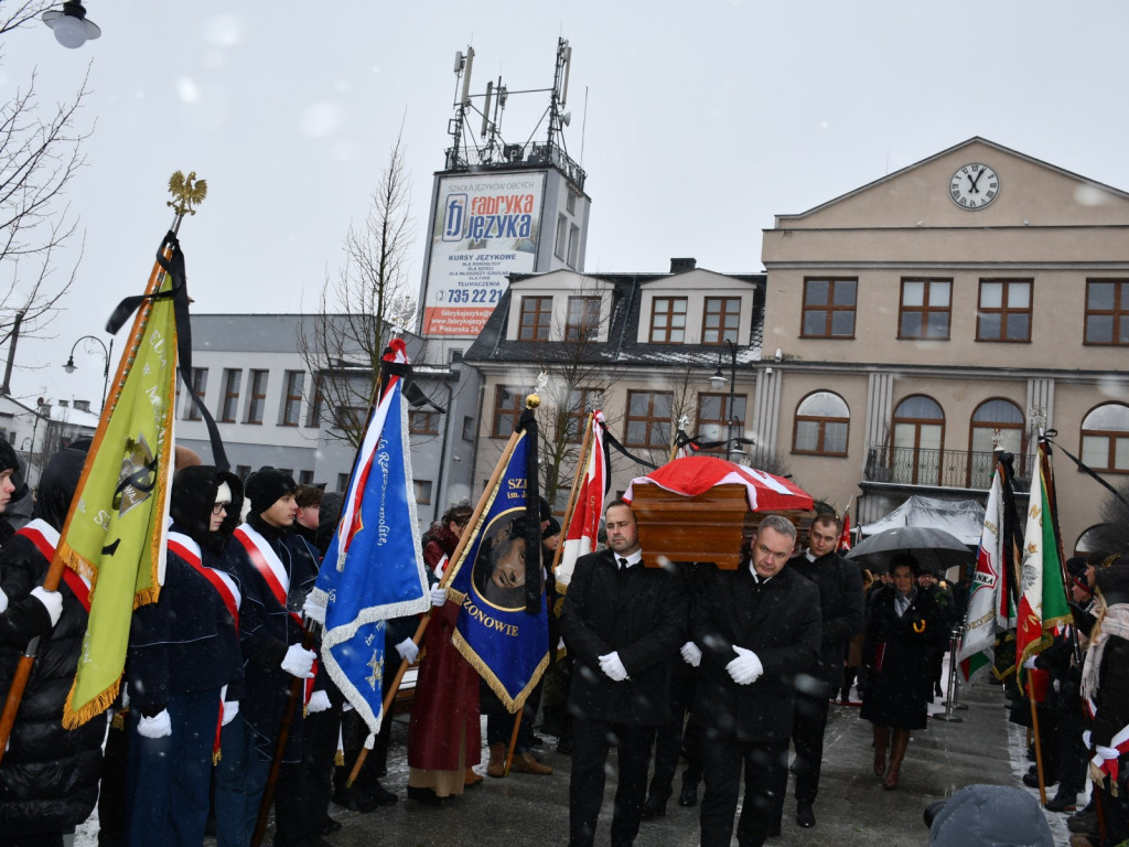 Burmistrza Józefa Grzegorza Kurek żegnało ponad tysiąc osób