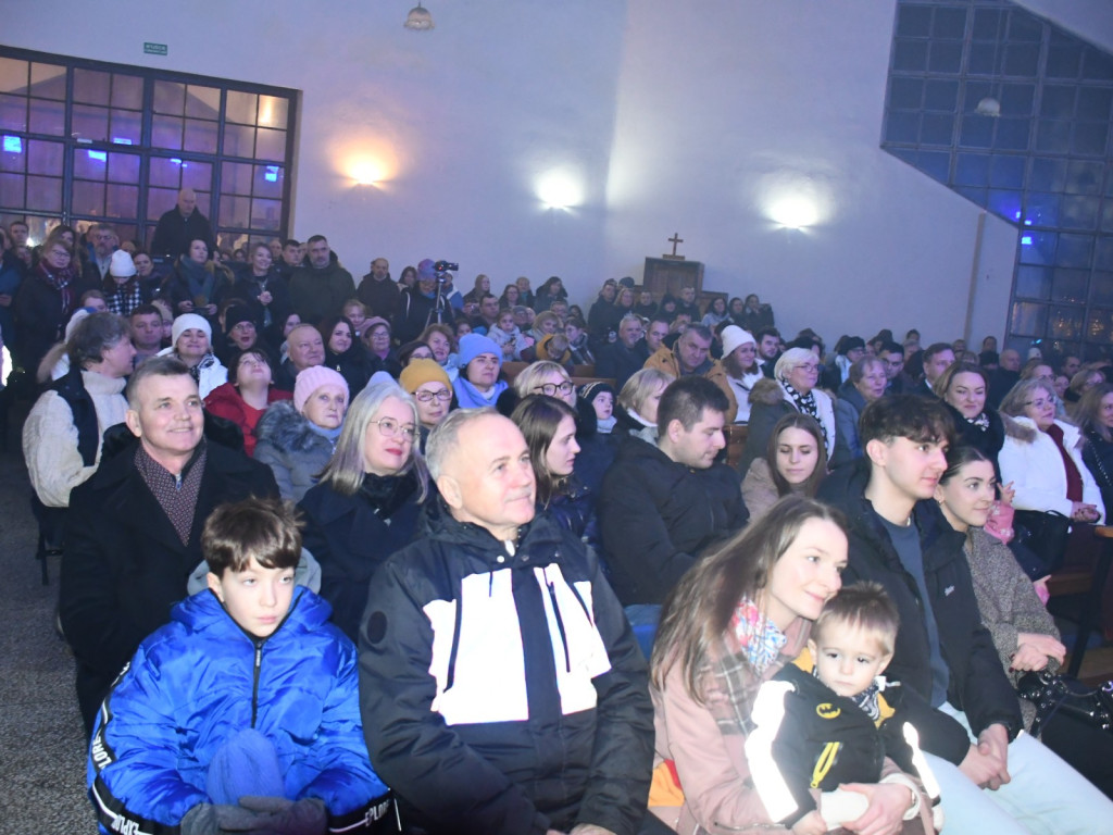 Nieprzemijający czas Świąt z Mateuszem Ziółko