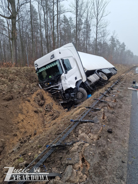 Śmiertelny wypadek na obwodnicy i zakorkowany Żyrardów