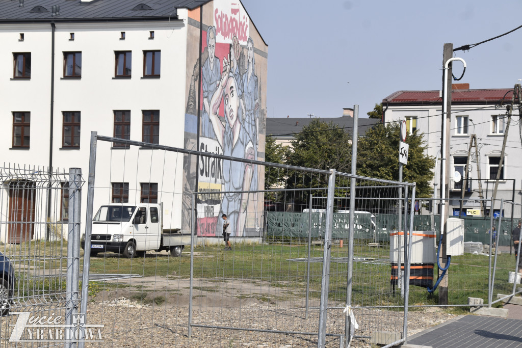 Za chwilę całkiem zniknie „ Mural Solidarności”