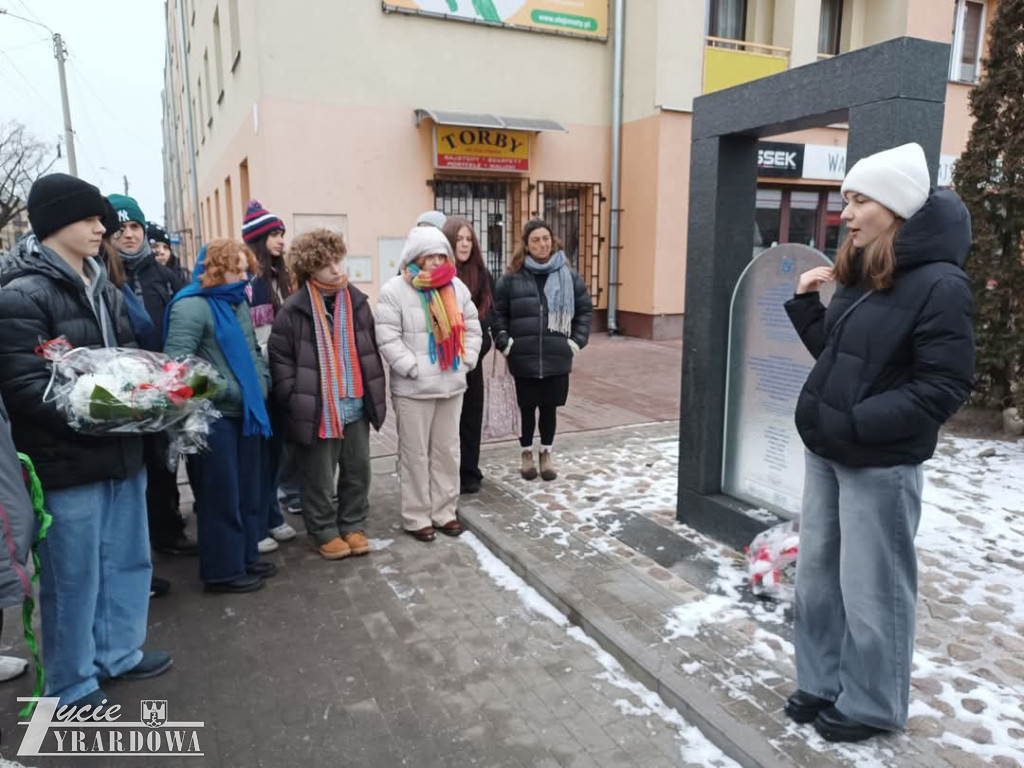 Młodzież z otwartą głową i wielkim sercem