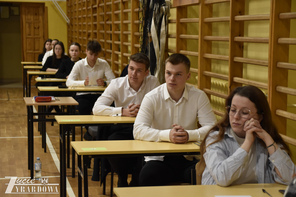 W Mszczonowie 55 abiturientów zdaje maturę