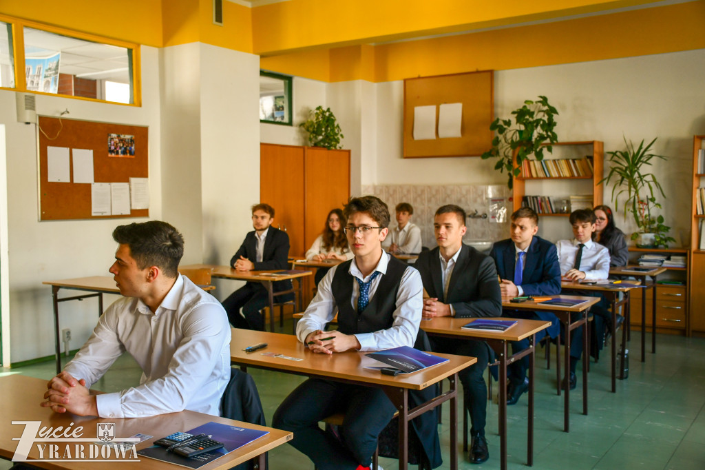 Wczoraj język polski, dziś królowa nauk